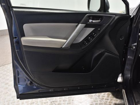 Used 2015 Subaru Forester 2.5i Limited w/ Protection Package #2 image 9