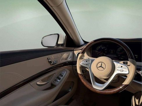 Certified 2019 Mercedes-Benz S 560 4MATIC Sedan image 12