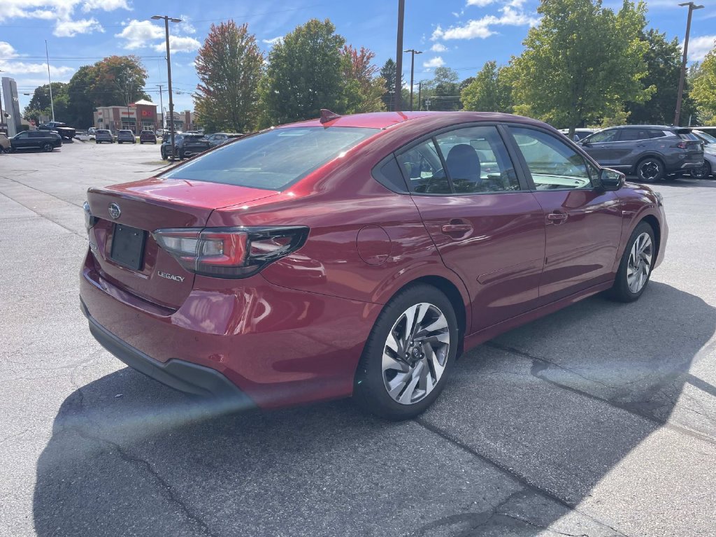 Used 2025 Subaru Legacy Limited AWD/4WD image 6