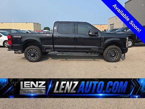 Used 2026 Ford F250 Platinum AWD/4WD image 1