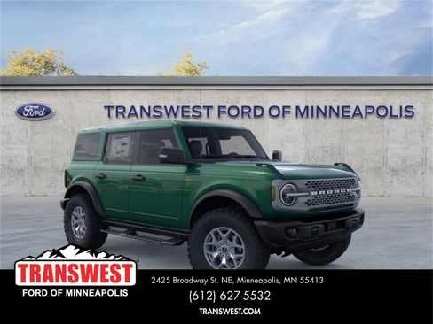 New 2025 Ford Bronco Badlands image 7