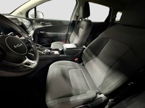 Used 2023 Kia Sportage LX image 21