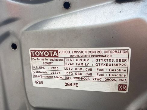 Used 2016 Toyota Highlander XLE AWD/4WD image 28
