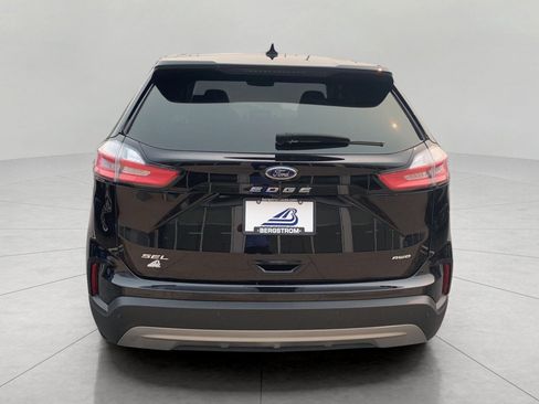 Used 2024 Ford Edge SEL w/ Convenience Package AWD/4WD image 6