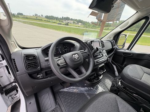 New 2025 RAM ProMaster 2500 FWD image 34