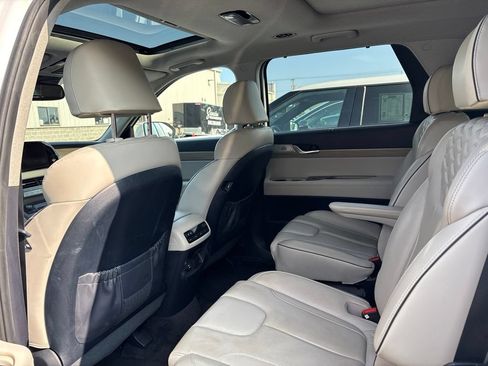 Used 2021 Hyundai Palisade Limited AWD/4WD image 17