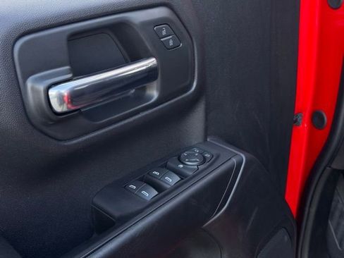 Used 2024 Chevrolet Silverado 1500 Custom image 21