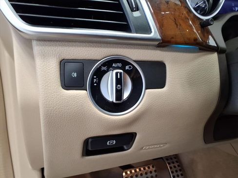 Used 2015 Mercedes-Benz ML 400 4MATIC image 17