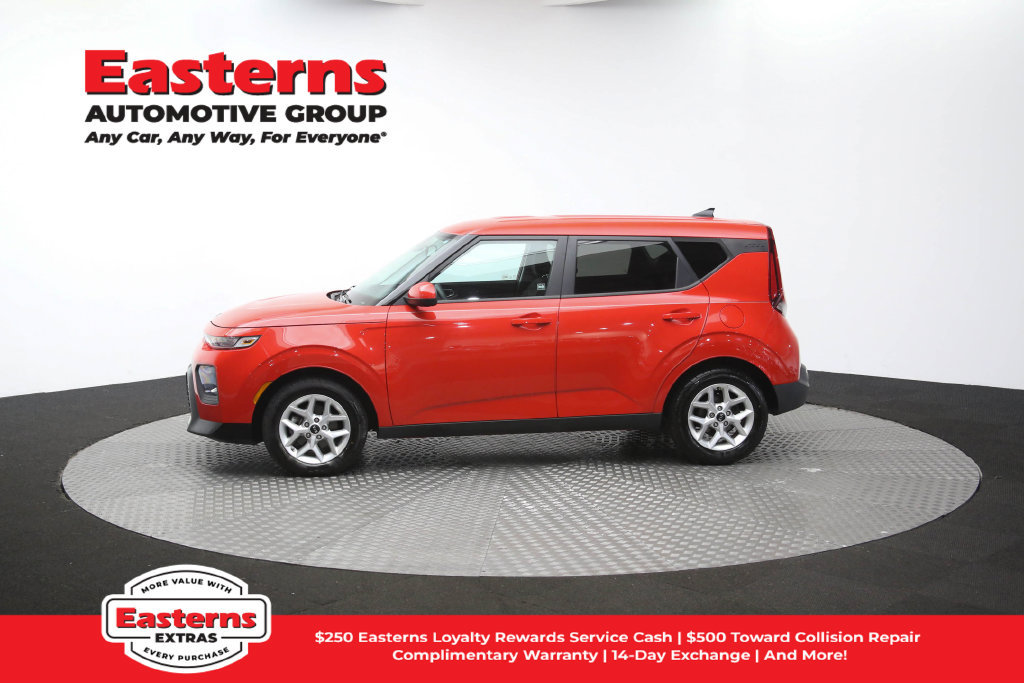 Used 2020 Kia Soul S FWD image 58