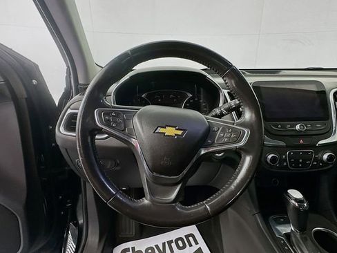 Used 2018 Chevrolet Equinox LT image 11