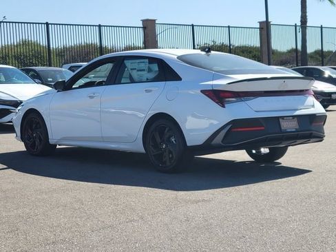 New 2026 Hyundai Elantra SEL Sport FWD image 3