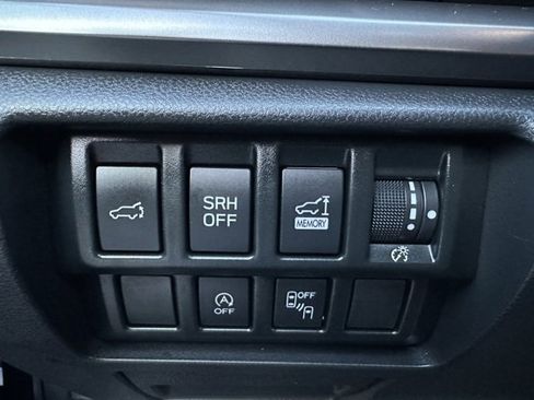 Used 2022 Subaru Forester Premium image 20