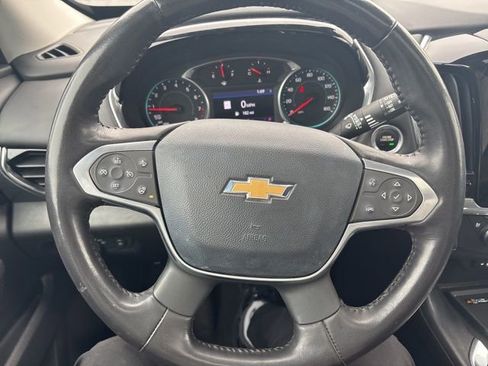Used 2021 Chevrolet Traverse Premier image 23