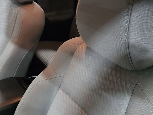 Used 2022 Toyota Tacoma SR w/ SR Convenience Package image 34