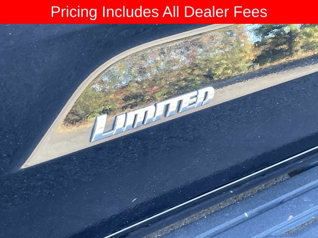 Certified 2025 Toyota Sequoia Limited AWD/4WD image 4