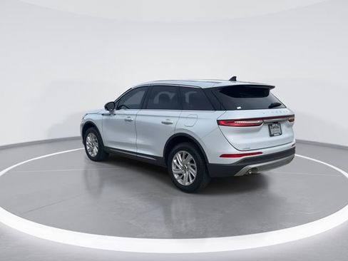 Used 2025 Lincoln Corsair FWD image 5