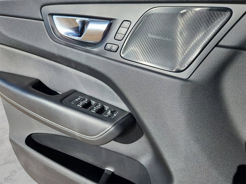 Used 2021 Volvo XC60 T8 R-Design w/ Protection Package Premier image 7