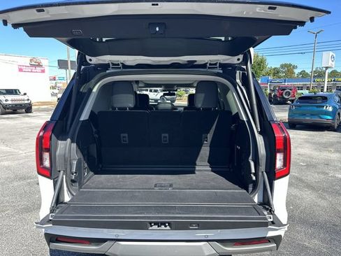 Certified 2025 Ford Expedition Platinum AWD/4WD image 26