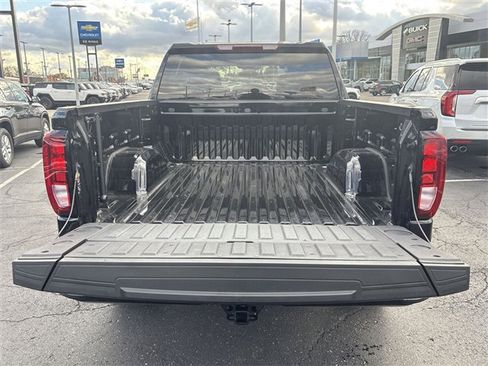 Certified 2025 GMC Sierra 1500 Elevation image 25