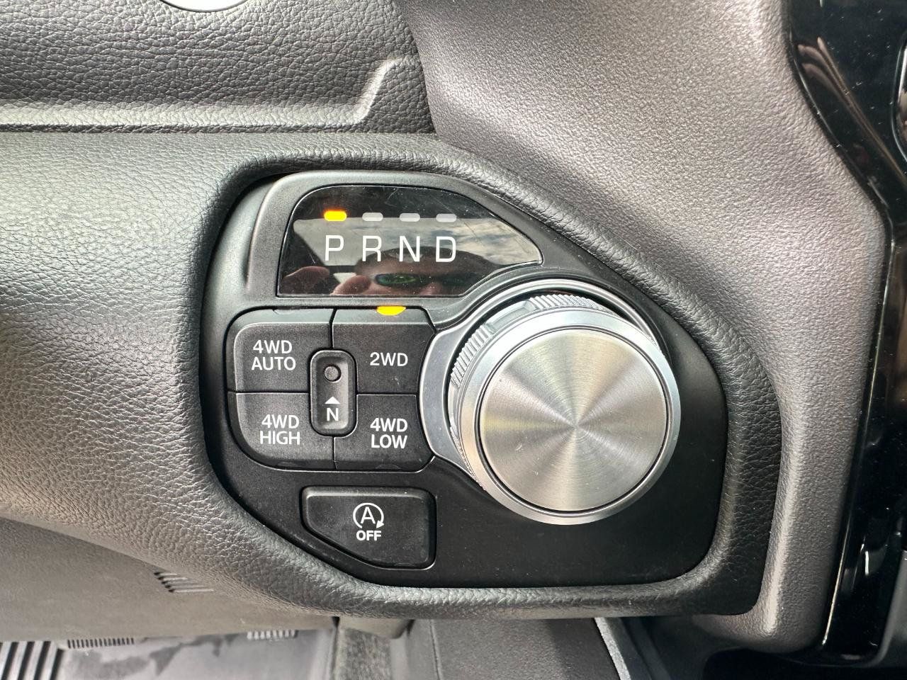 Used 2023 RAM 1500 Laramie AWD/4WD image 40