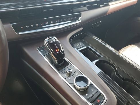 Used 2023 Cadillac Escalade V w/ LPO, ONYX Package AWD/4WD image 30