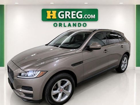 Used 2017 Jaguar F-PACE Premium AWD/4WD image 4