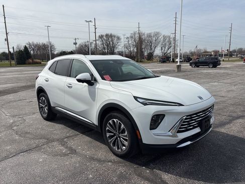 Used 2025 Buick Envision Preferred image 3