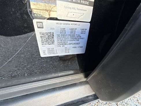 Certified 2023 GMC Acadia SLE image 31