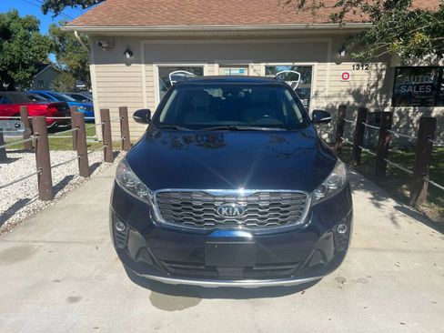 Used 2019 Kia Sorento EX FWD image 2