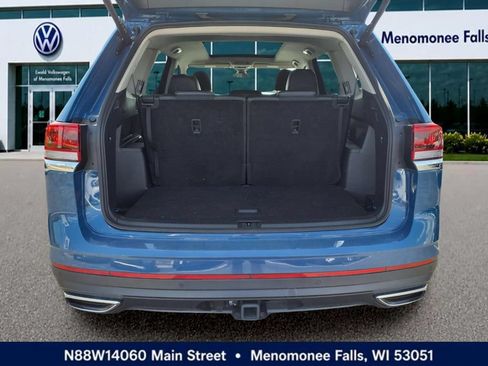 Used 2025 Volkswagen Atlas SEL AWD/4WD image 6