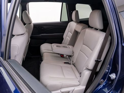 Used 2023 Honda Passport EX-L image 15