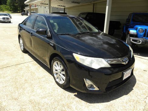 Used 2013 Toyota Camry XLE FWD image 5