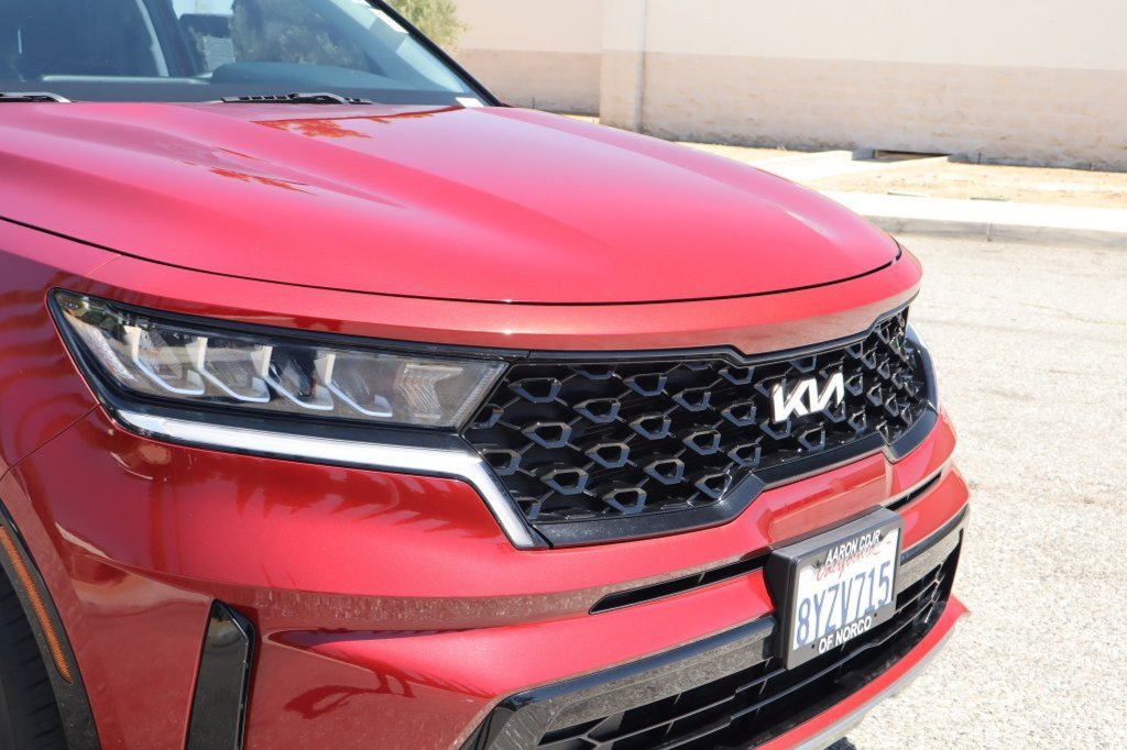 Used 2022 Kia Sorento S FWD image 9