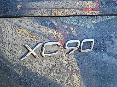 Certified 2024 Volvo XC90 B6 Ultimate image 29