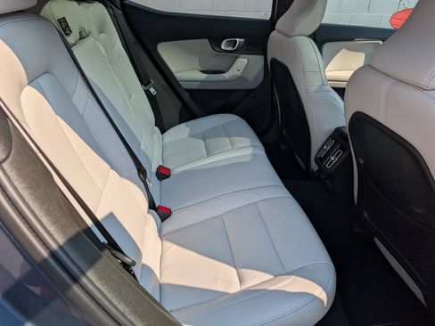 Used 2024 Polestar Polestar 2 AWD/4WD image 9