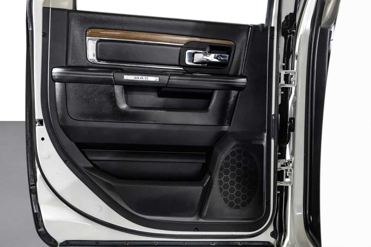 Used 2018 RAM 2500 Laramie w/ Sport Appearance Group AWD/4WD image 36