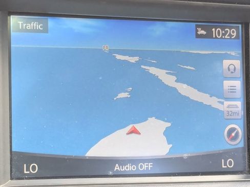 Used 2019 INFINITI QX30 w/ Navigation Package image 8