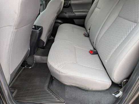 Used 2022 Toyota Tacoma SR AWD/4WD image 22