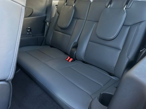 New 2026 Ford Explorer Active w/ Active Comfort Package image 14