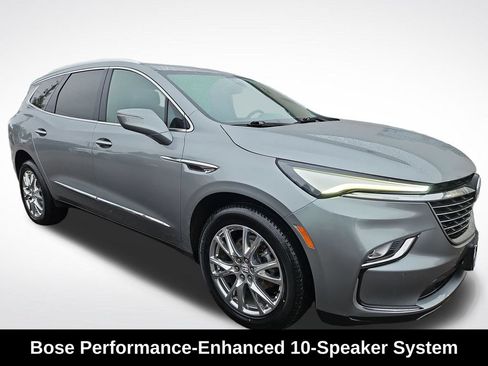 Used 2023 Buick Enclave Essence w/ Experience Buick Package AWD/4WD image 8