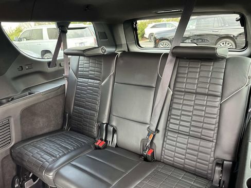 Used 2021 Cadillac Escalade ESV Sport Platinum image 21