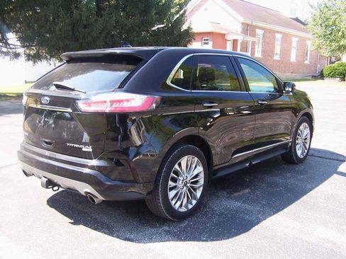 Used 2020 Ford Edge Titanium w/ Equipment Group 301A image 4