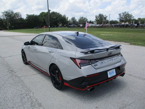 Used 2025 Hyundai Elantra N FWD image 5