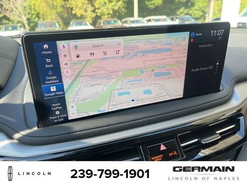 Used 2025 Acura MDX w/ Technology Package image 9