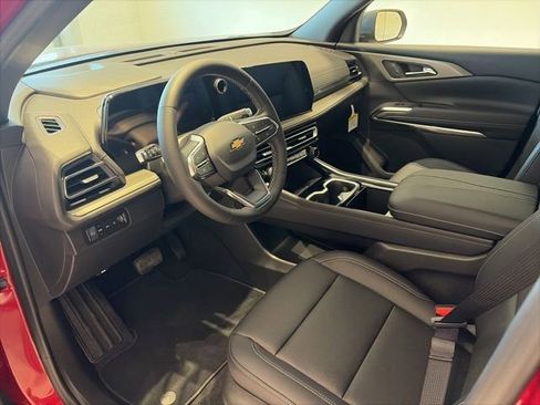 New 2026 Chevrolet Traverse LT w/ Driver Confidence Package AWD/4WD image 8