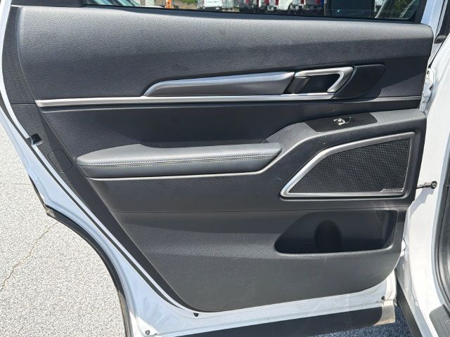 Used 2024 Kia Telluride S w/ S Sunroof Package FWD image 23