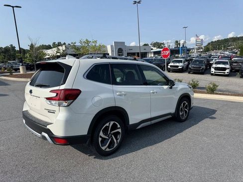 Used 2022 Subaru Forester Touring w/ Popular Package #2 AWD/4WD image 3