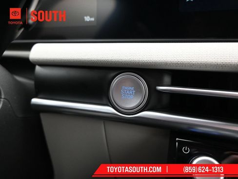 Used 2025 Hyundai Tucson SEL AWD/4WD image 19
