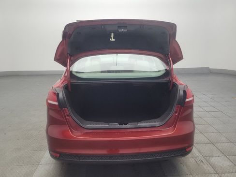 Used 2017 Ford Focus SE FWD image 29