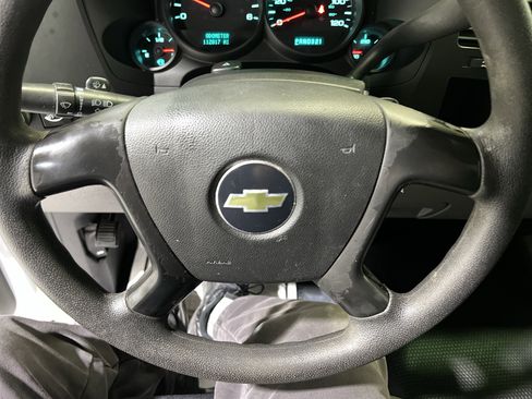 Used 2011 Chevrolet Silverado 1500 W/T image 19